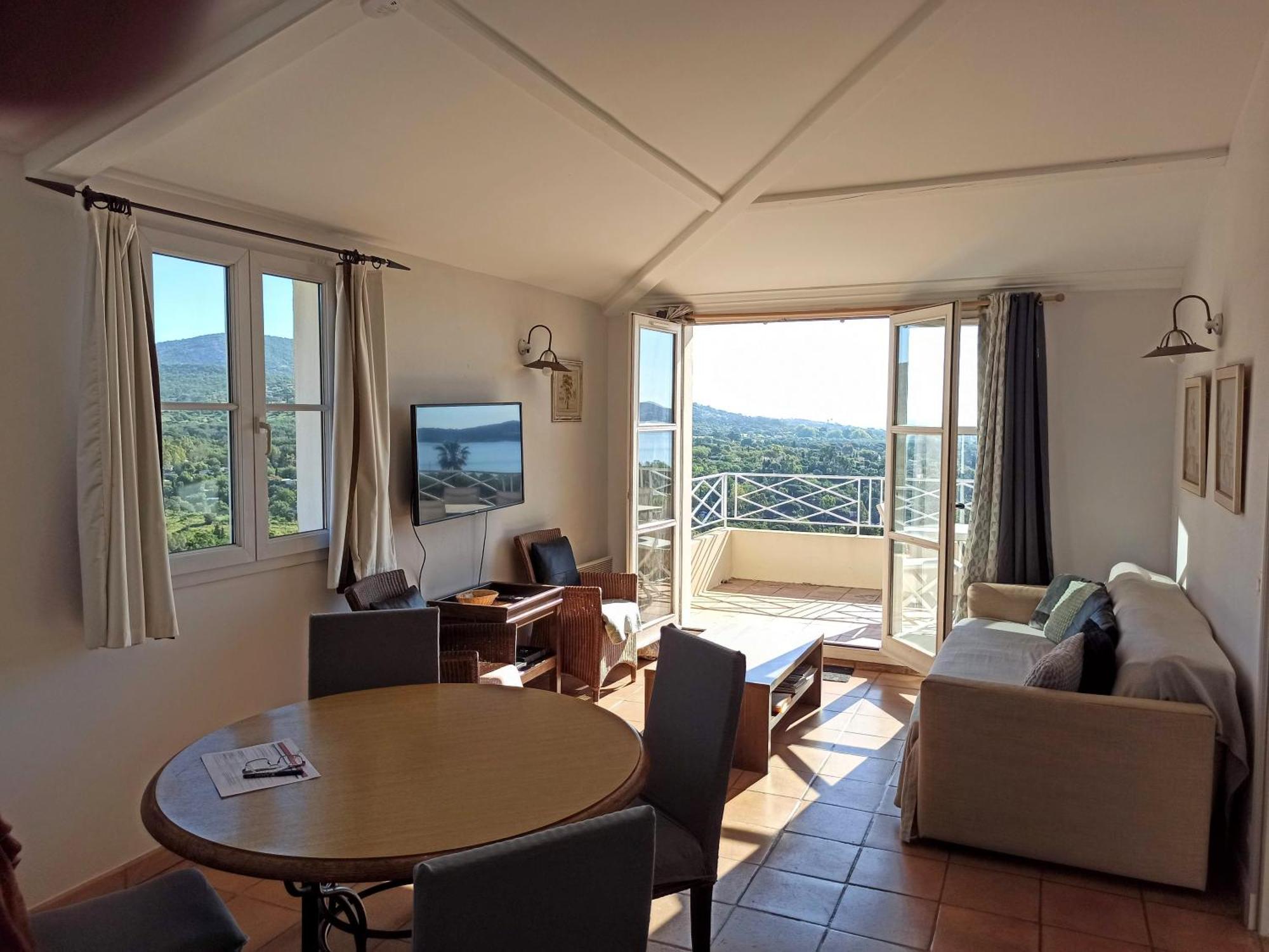 Apartamento Les Restanques, Bastides Vue Golfe Saint Tropez Grimaud Exterior foto